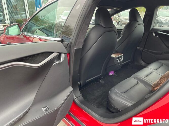 Tesla Model S 45 interauto-car