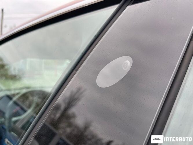 Tesla Model S 35 interauto-car