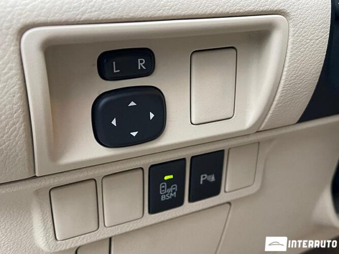 Lexus ES 300h 49 interauto-car