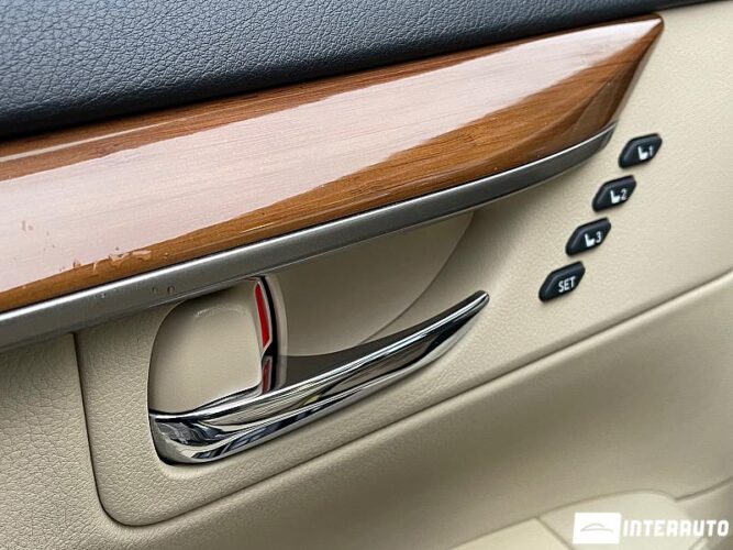 Lexus ES 300h 51 interauto-car