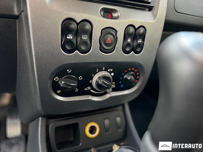 Dacia Duster 33 interauto-car