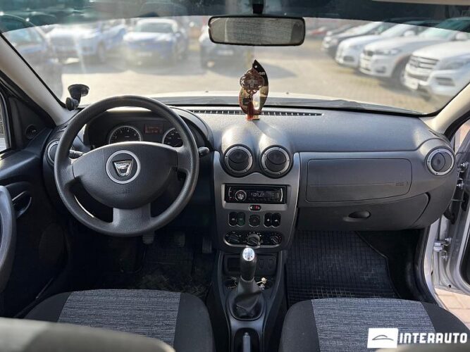 Dacia Duster 31 interauto-car