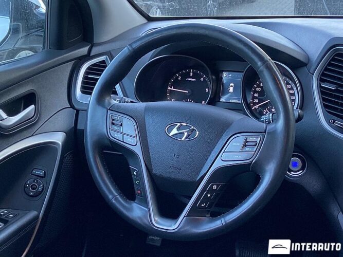 Hyundai Santa Fe 40 interauto-car