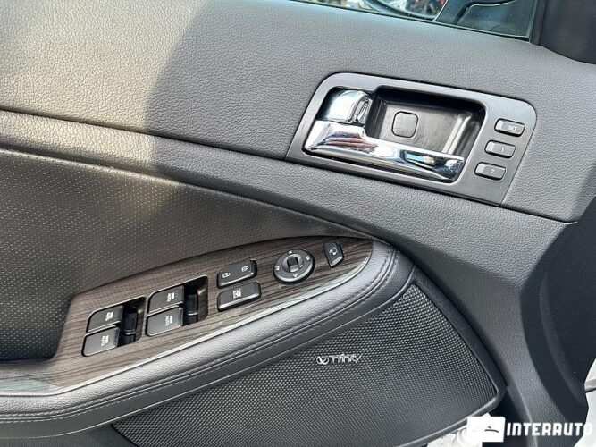 Kia Optima 44 interauto-car