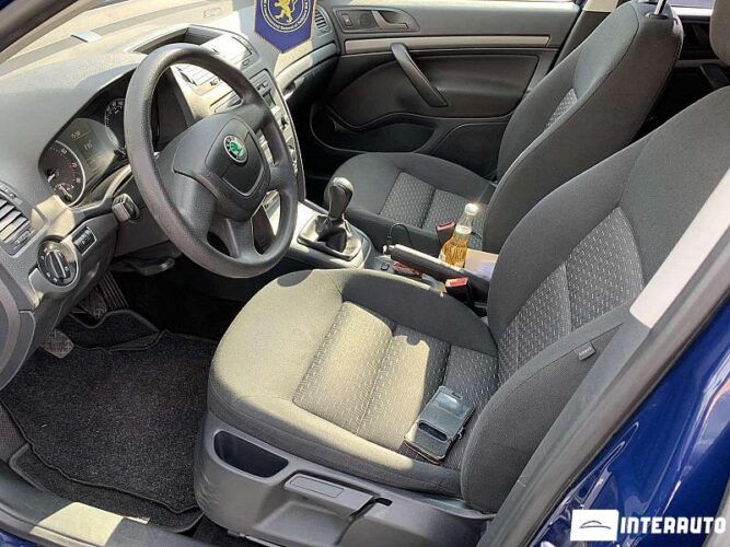 Skoda Octavia 29 interauto-car