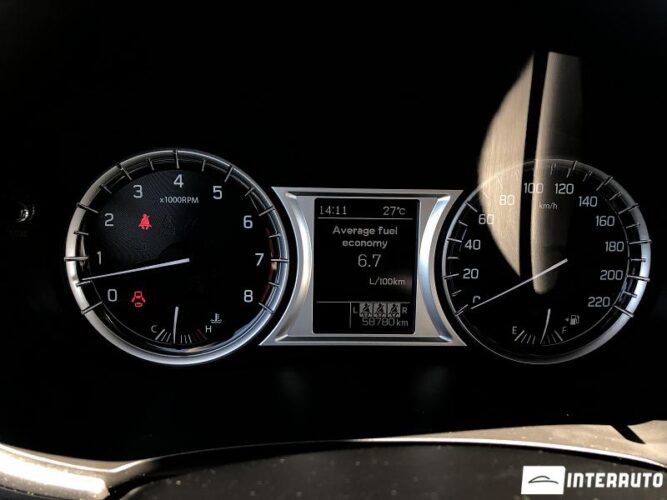 Suzuki Vitara 38 interauto-car