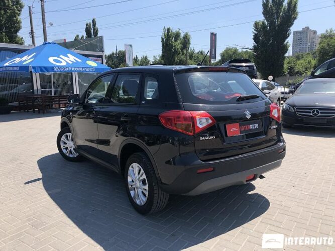 Suzuki Vitara 34 interauto-car
