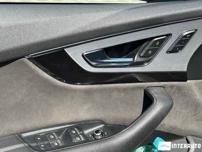 Audi Q7 36 interauto-car