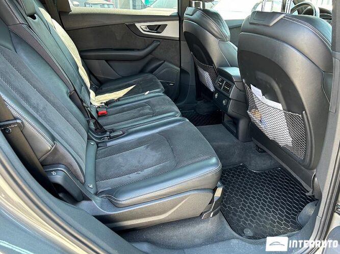 Audi Q7 46 interauto-car