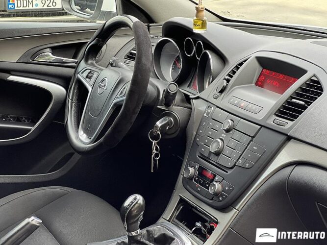 Opel Insignia 35 interauto-car