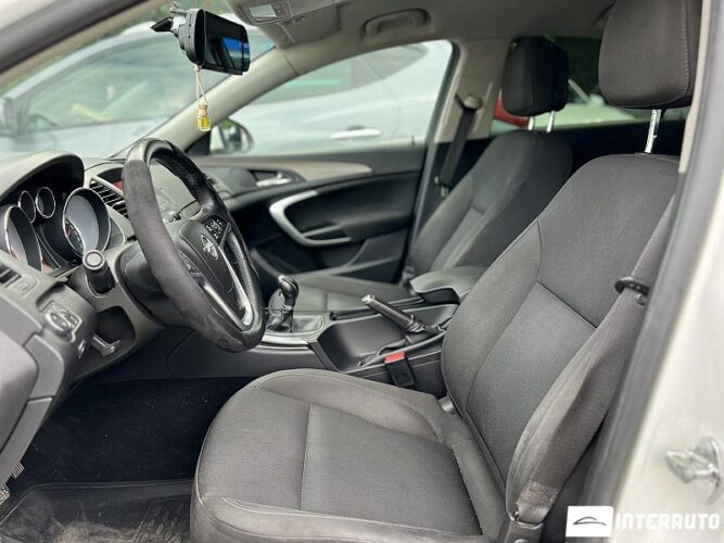 Opel Insignia 33 interauto-car