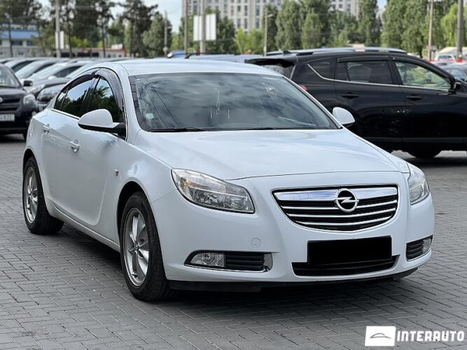 Opel Insignia 30 interauto-car