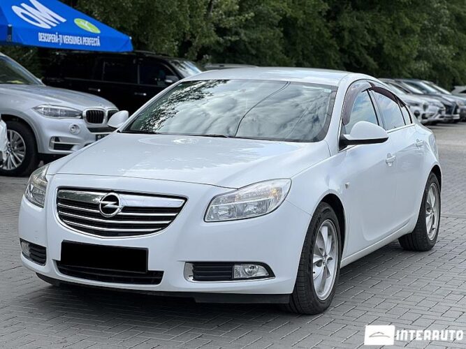 Opel Insignia 28 interauto-car