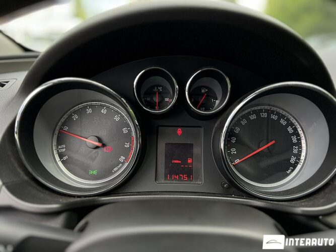 Opel Insignia 40 interauto-car