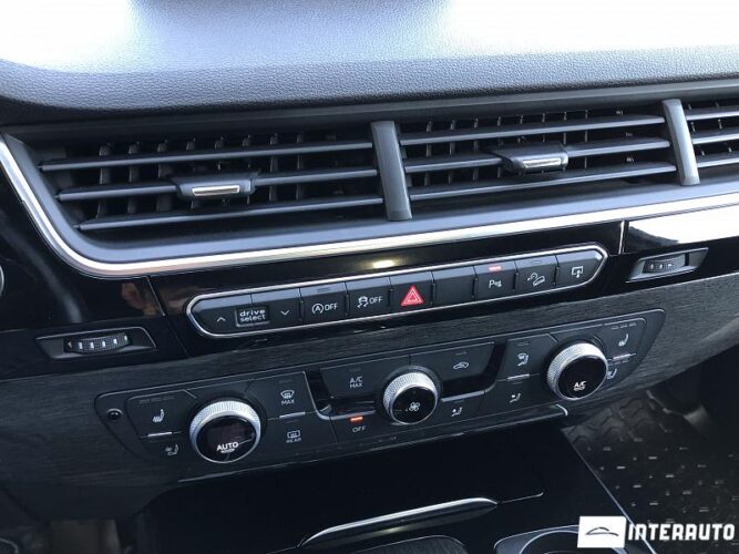Audi Q7 48 interauto-car
