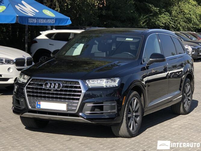 Audi Q7 35 interauto-car