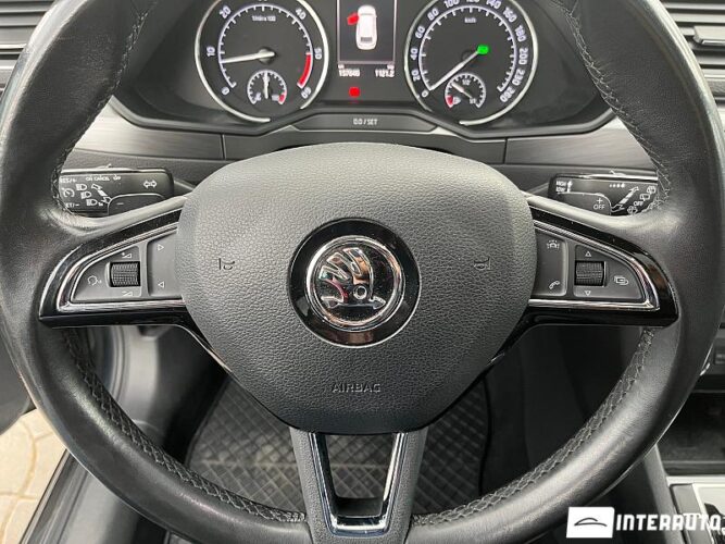 Skoda Superb 41 interauto-car