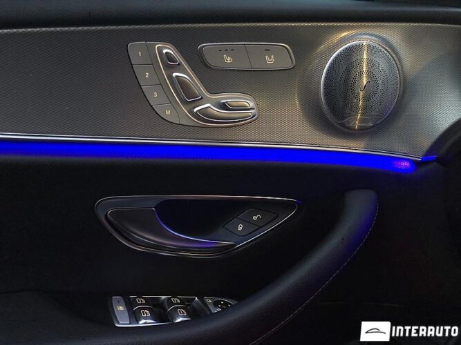 Mercedes E 220 35 interauto-car