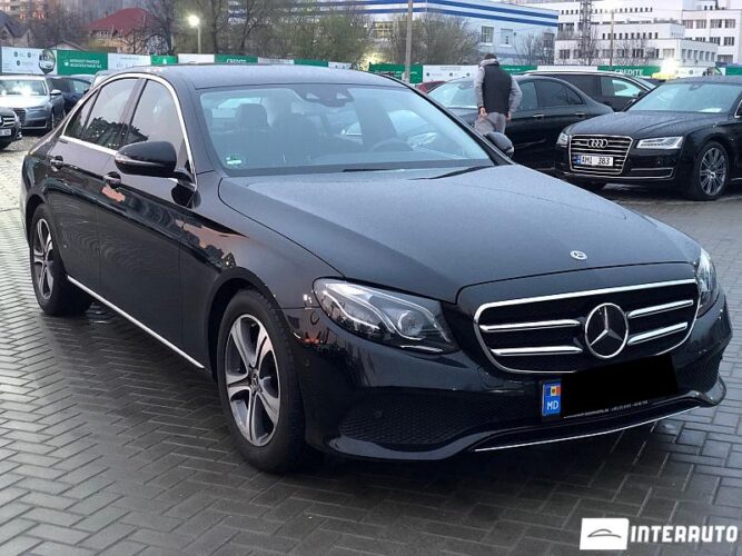 Mercedes E 220 30 interauto-car