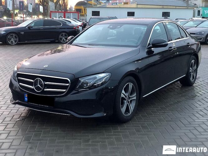 Mercedes E 220 28 interauto-car