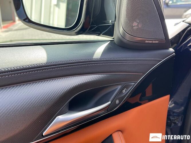 BMW M5 Competition 64 interauto-car