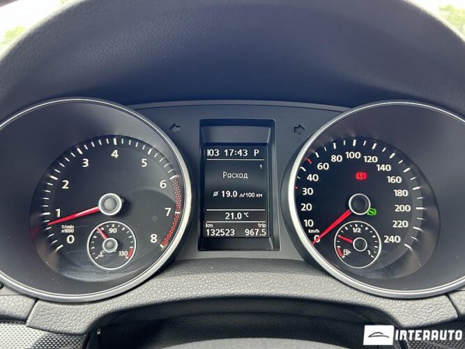 Volkswagen Golf 36 interauto-car