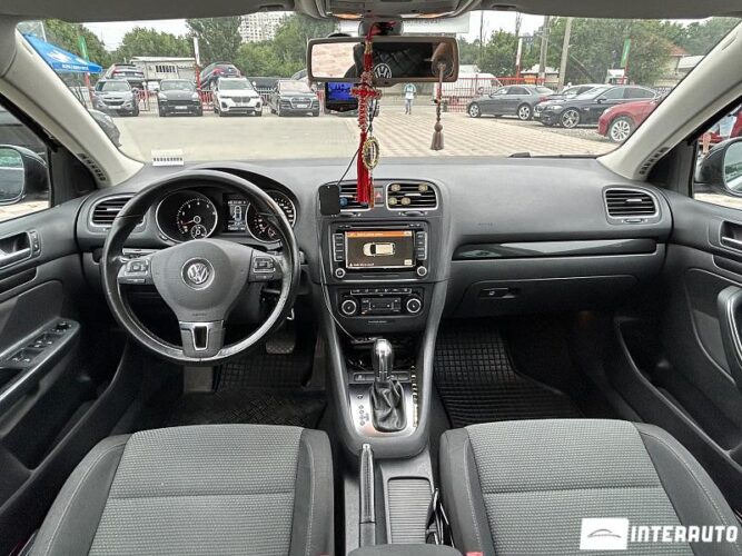 Volkswagen Golf 33 interauto-car