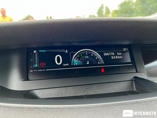 Renault Grand Scenic 38 interauto-car