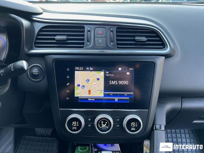 Renault Kadjar 40 interauto-car