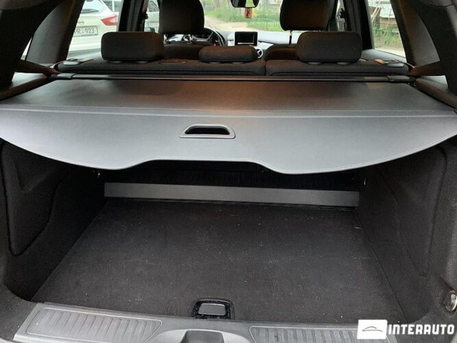 Mercedes B 180 34 interauto-car