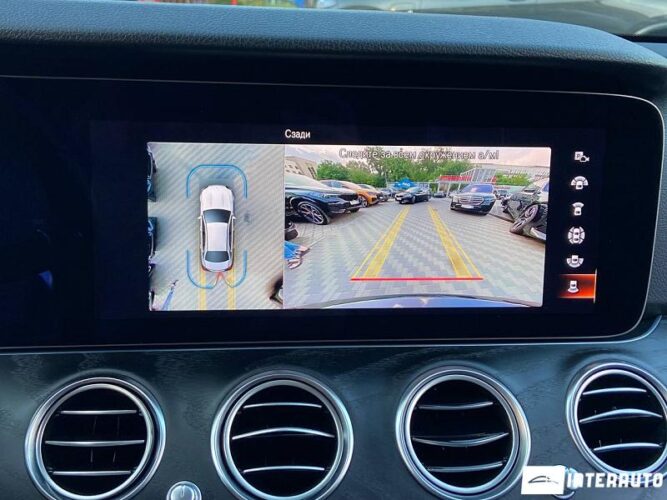 Mercedes E 220 44 interauto-car