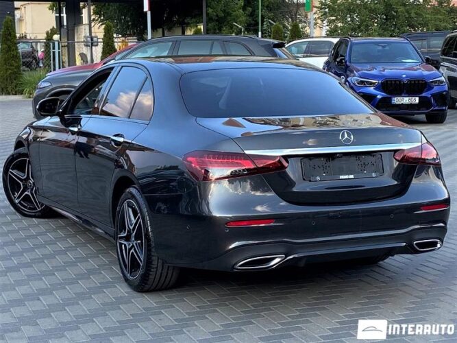 Mercedes E 220 36 interauto-car
