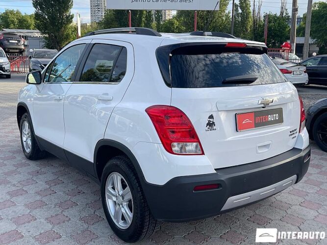 Chevrolet Trax 29 interauto-car