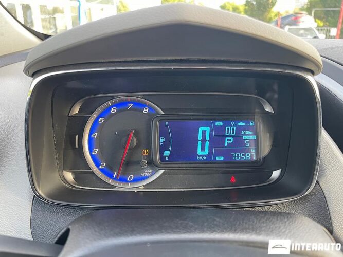 Chevrolet Trax 31 interauto-car