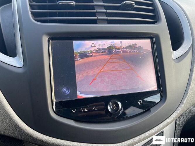 Chevrolet Trax 33 interauto-car