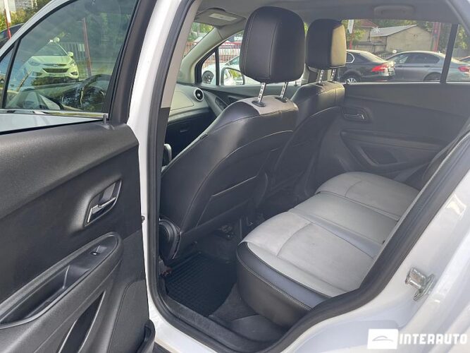 Chevrolet Trax 38 interauto-car