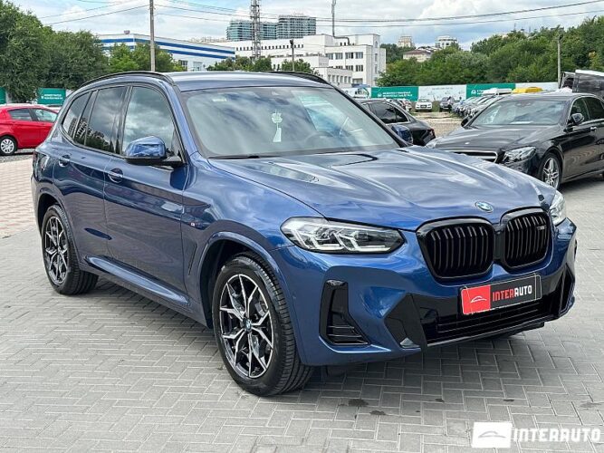 BMW X3 2.0D 40 interauto-car