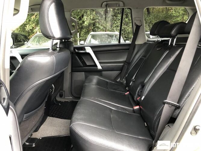 Toyota Land Cruiser Prado 44 interauto-car