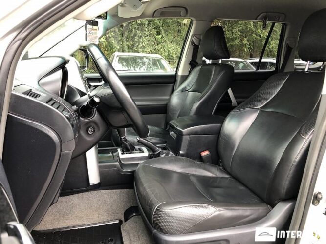 Toyota Land Cruiser Prado 41 interauto-car