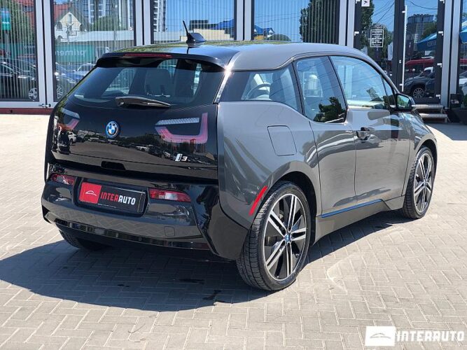 BMW i3 33 interauto-car