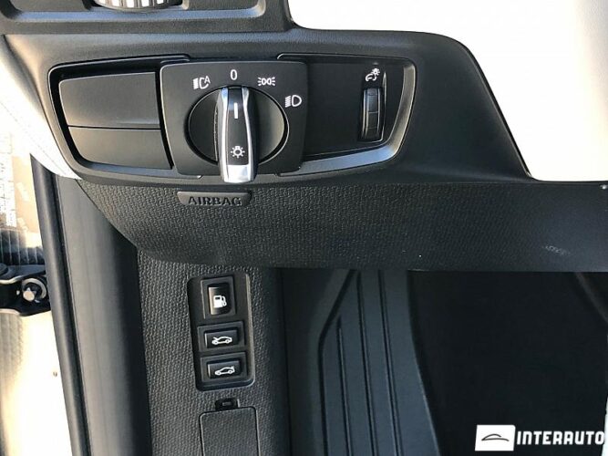 BMW i3 38 interauto-car