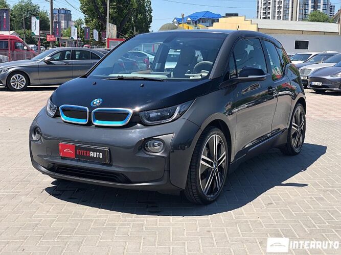 BMW i3 30 interauto-car