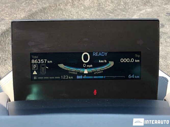 BMW i3 42 interauto-car