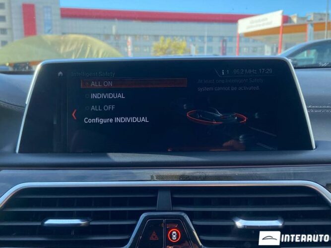 BMW 740e 41 interauto-car