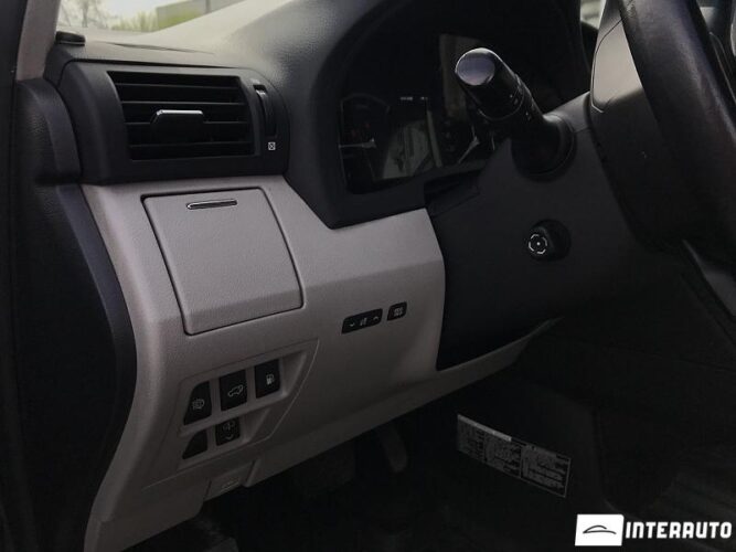 Lexus RX 450h 43 interauto-car