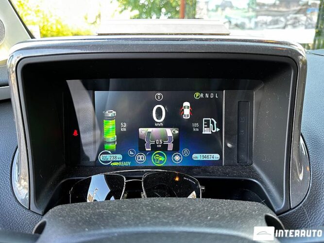 Chevrolet Volt 38 interauto-car