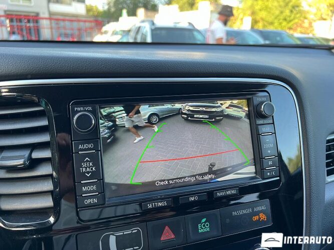 Mitsubishi Outlander 39 interauto-car