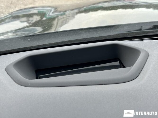 BMW 530e 44 interauto-car