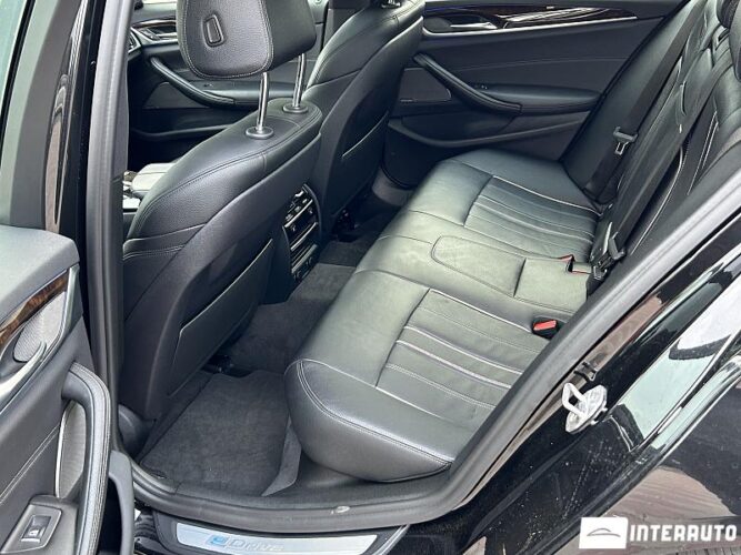 BMW 530e 50 interauto-car
