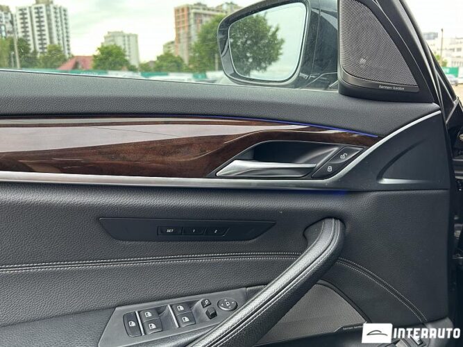 BMW 530e 41 interauto-car